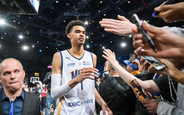 1684224279499065349.jpg FwOnUbEXwAAfp1n.jpg