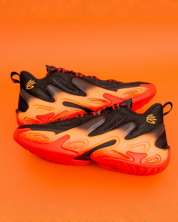 kaiyun·(中国)官方网站-库里监制的动画！《奇迹梦之队》与库里最后一代签名鞋的联名配色